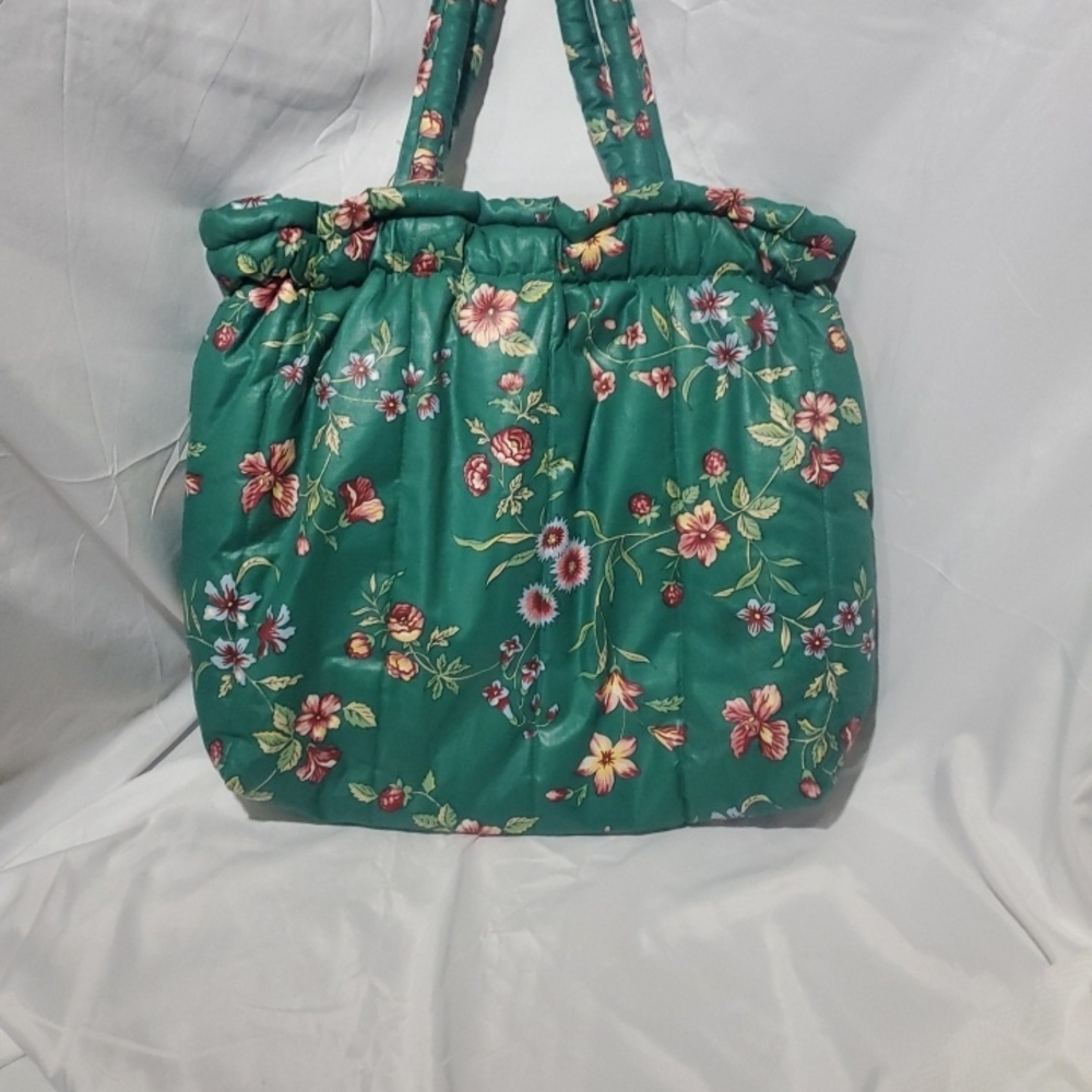 Vintage Floral Green Tote Bag Made In USA Metal Magnetic Close